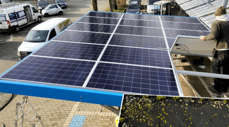 Wiaty rowerowe solary na dachu
